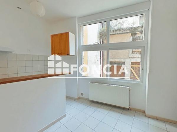 Location Studio 35 m² - 20 RUE CATHALA COTURE Cahors 46000