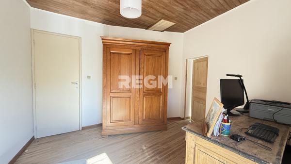 Apt (84400) Ensemble immobilier composé de deux appartements