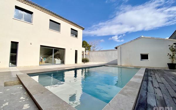 Maison à vendre    5 pièces •  Monteux