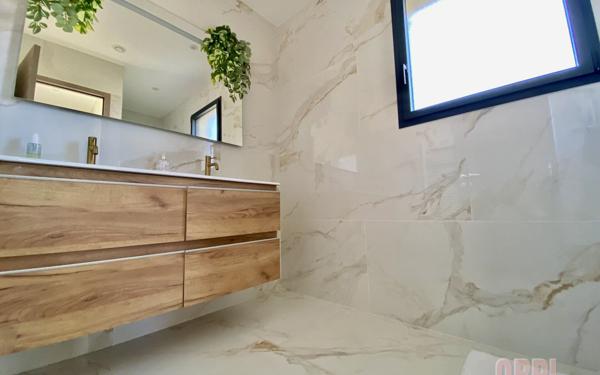 Maison à vendre    5 pièces •  Monteux