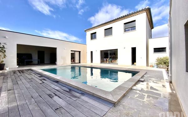 Maison à vendre    5 pièces •  Monteux