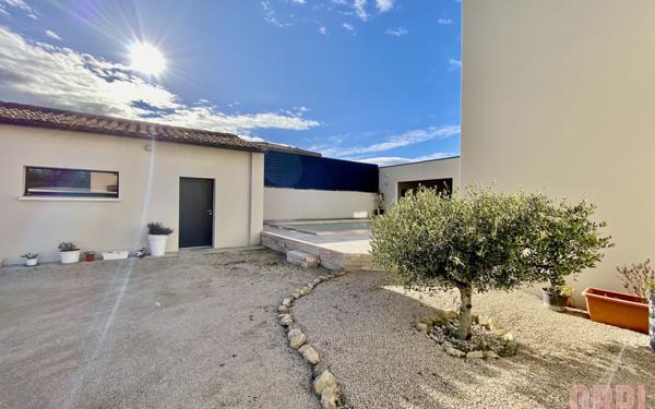 Maison à vendre    5 pièces •  Monteux