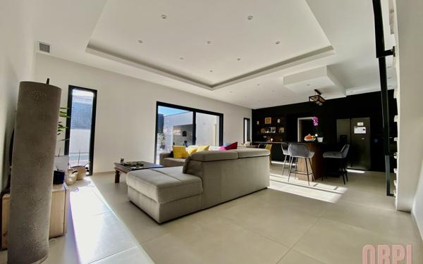 Maison à vendre    5 pièces •  Monteux