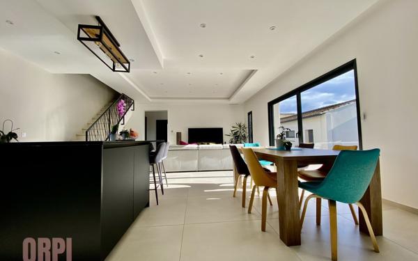 Maison à vendre    5 pièces •  Monteux