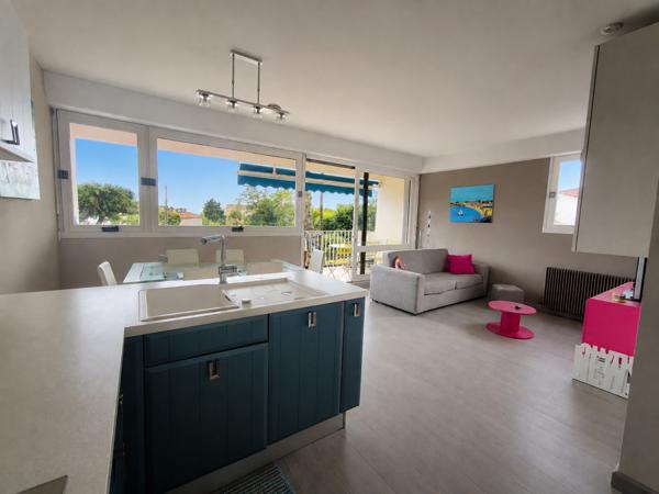 ROYAN - ENTRE LES QUARTIERS DU PIGEONNIER ET DE PONTAILLAC - 350 M PLAGES - BEL APARTEMENT T3 LUMINEUX