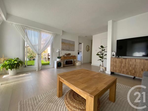 Appartement F2 à vendre  2 pièces - 54,20 m 2   LE CANNET  - 06