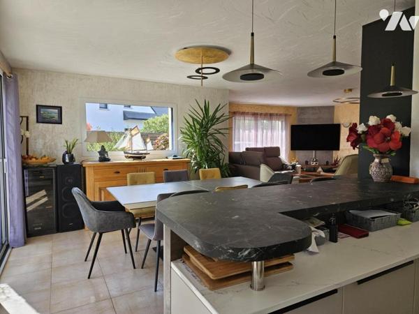 Maison centre bourg avec grande piscine