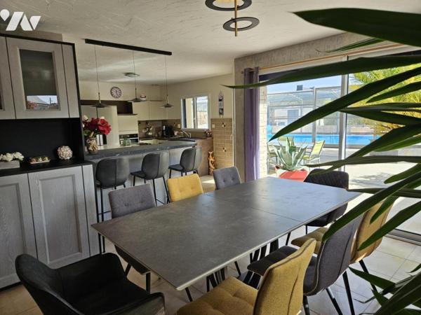 Maison centre bourg avec grande piscine