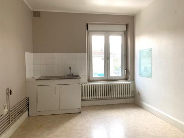 Location 2 Pieces 51 54270 Essey Les Nancy 1806