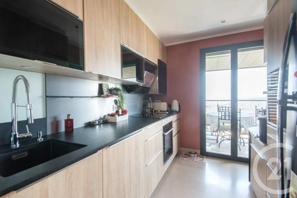 Appartement F6 à vendre  6 pièces - 159,02 m 2   NICE  - 06
