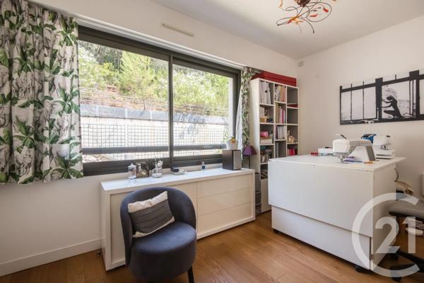 Appartement F6 à vendre  6 pièces - 159,02 m 2   NICE  - 06