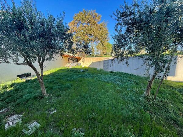 EXCLUSIVITE AVIGNON LE PONTET - MAISON A VENDRE DE 102 M² HAB SUR UN TERRAIN DE 360 M² AVEC GARAGE