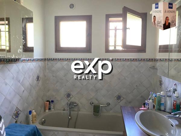 Maison - Villa T3 - Terrasse - Jardin - Balcon - Garage - Parking -Dépendance/ Quatre Chemins des Routes