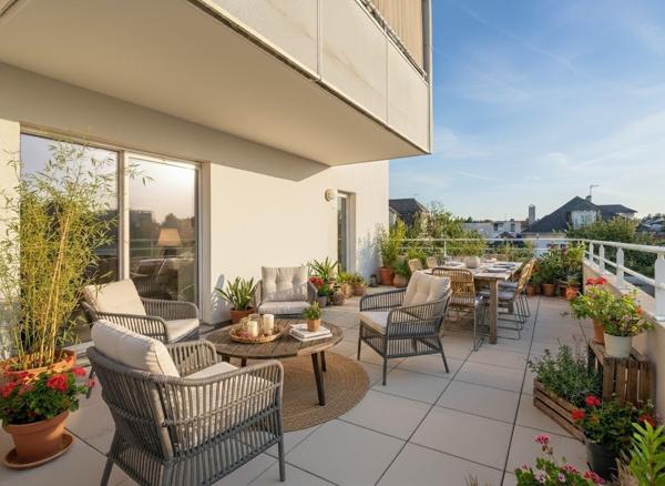 PAU - résidence de 2014- appartement 77m² - terrasse de 42 m²- 3 chambres, 1 garage- 2 places de parking