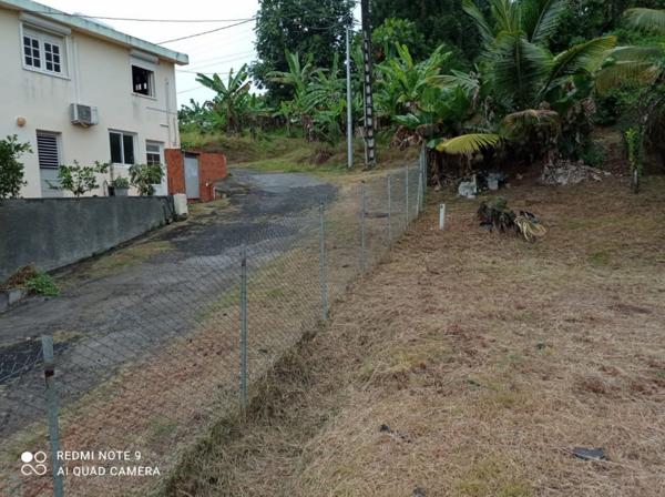 Terrain de 841m² situé à DUCOS