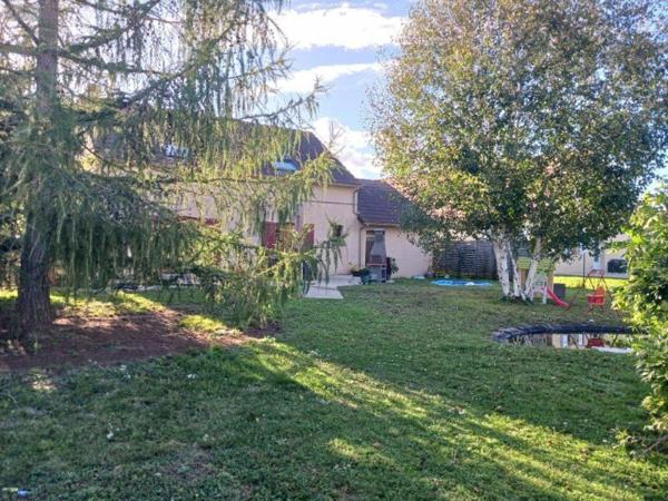 Maison individuelle à vendre à Champvallon dans l'Yonne (89710), ref : 2400047