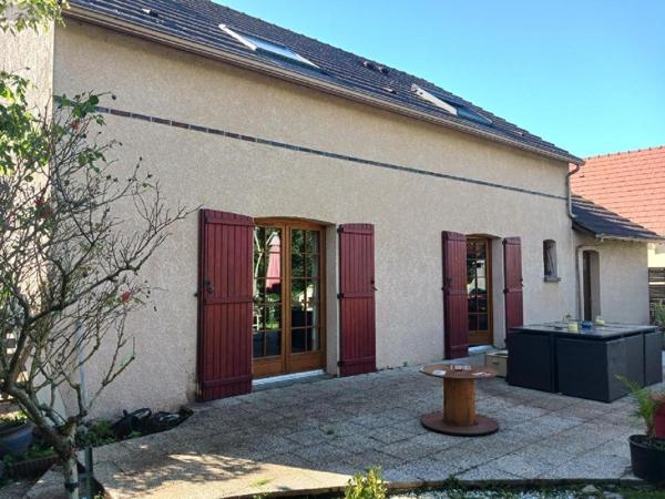 Maison individuelle à vendre à Champvallon dans l'Yonne (89710), ref : 2400047