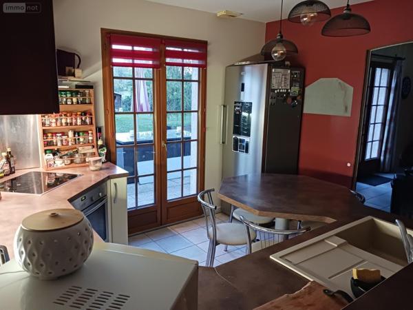 Maison individuelle à vendre à Champvallon dans l'Yonne (89710), ref : 2400047