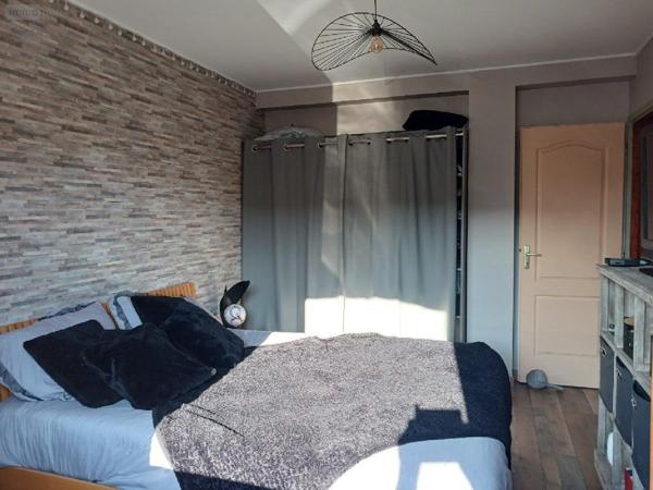 Maison individuelle à vendre à Champvallon dans l'Yonne (89710), ref : 2400047