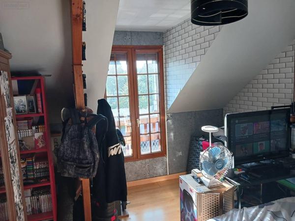 Maison individuelle à vendre à Champvallon dans l'Yonne (89710), ref : 2400047