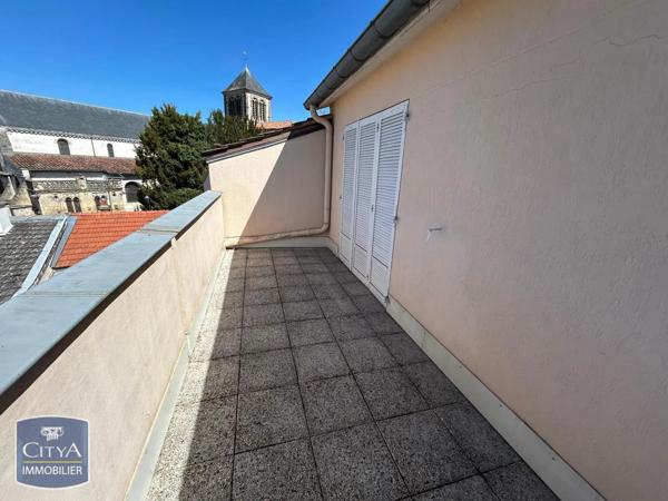 Appartement à louer 2 pièces 43.58m² Châlons-en-Champagne (51000)