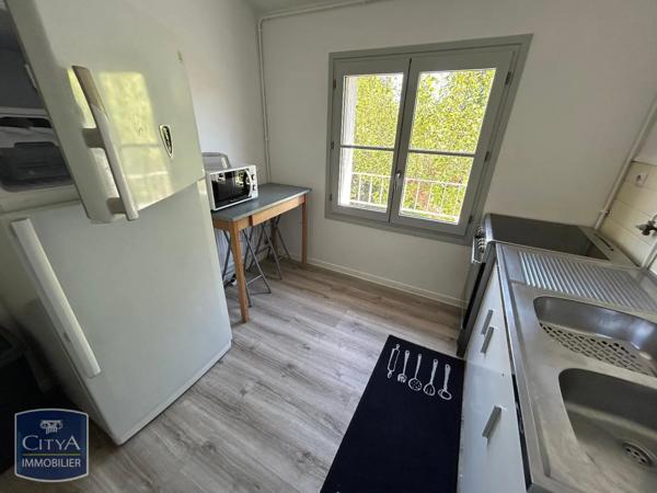 Appartement à louer 2 pièces 43.58m² Châlons-en-Champagne (51000)