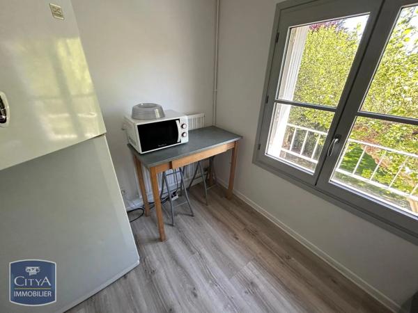 Appartement à louer 2 pièces 43.58m² Châlons-en-Champagne (51000)