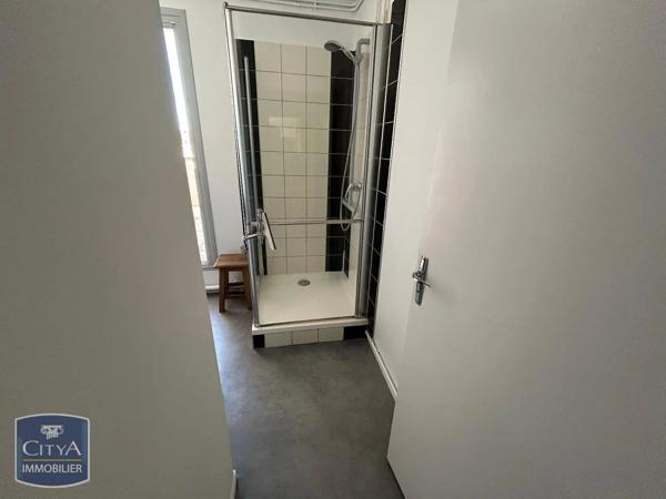 Appartement à louer 2 pièces 43.58m² Châlons-en-Champagne (51000)