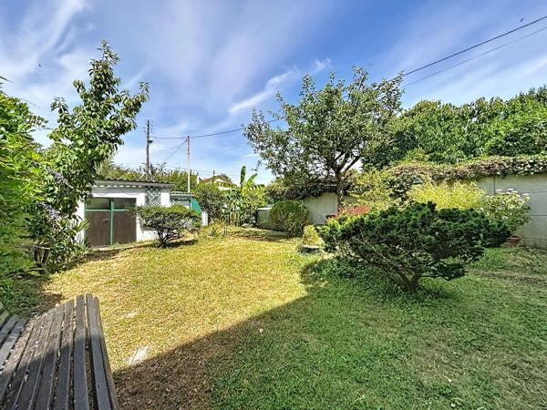 Vente                                                      Maison
                        
                     5 pièces                      120 m2                     à Brunoy