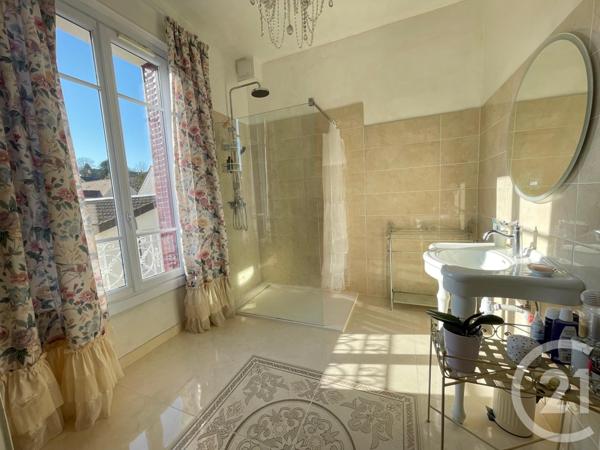 Maison à vendre  9 pièces - 170 m2 MERIEL - 95