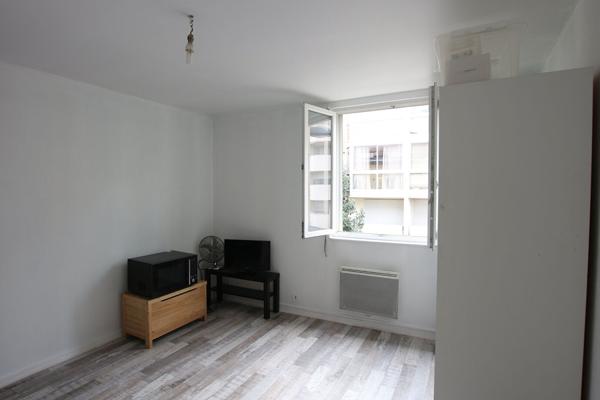 Location appartement meublé 1 pièce 18 m² - Bordeaux (33000)