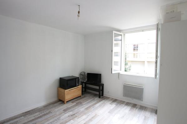 Location appartement meublé 1 pièce 18 m² - Bordeaux (33000)