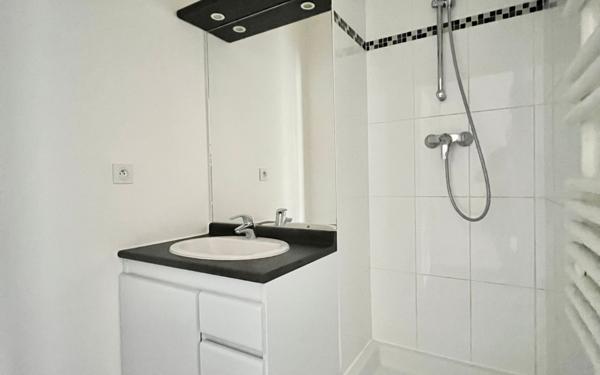 Appartement à vendre    3 pièces • 67,57 m2 Massy