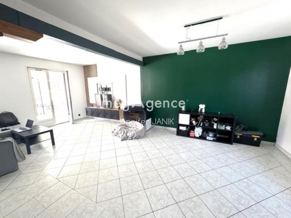 Maison à Saint-Just-en-Chaussée, 60130 - 7 pièces 130m²