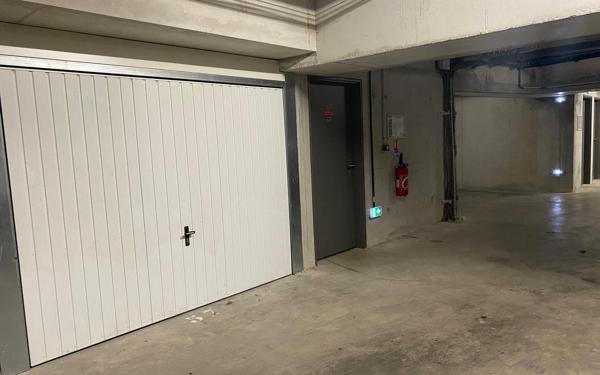 Stationnement à vendre
