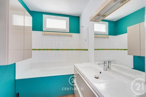 Appartement à vendre  3 pièces - 53,40 m 2   PARIS  - 75015
