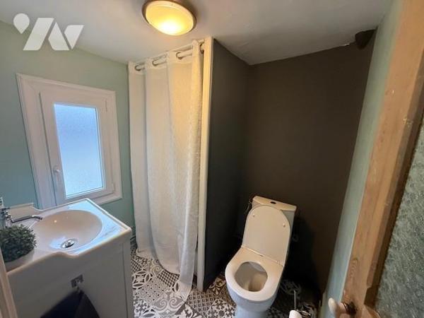 THIBERVILLE HYPER CENTRE MAISON ANGLO NORMANDE AUTHENTIQUE BEAUX VOLUMES