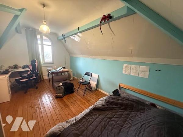 THIBERVILLE HYPER CENTRE MAISON ANGLO NORMANDE AUTHENTIQUE BEAUX VOLUMES