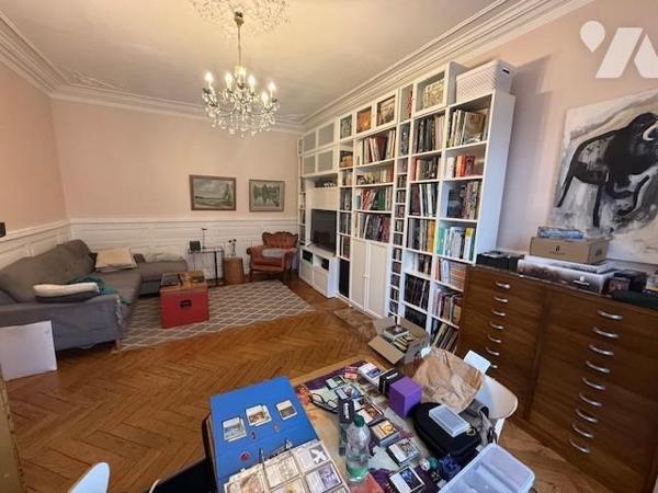 THIBERVILLE HYPER CENTRE MAISON ANGLO NORMANDE AUTHENTIQUE BEAUX VOLUMES