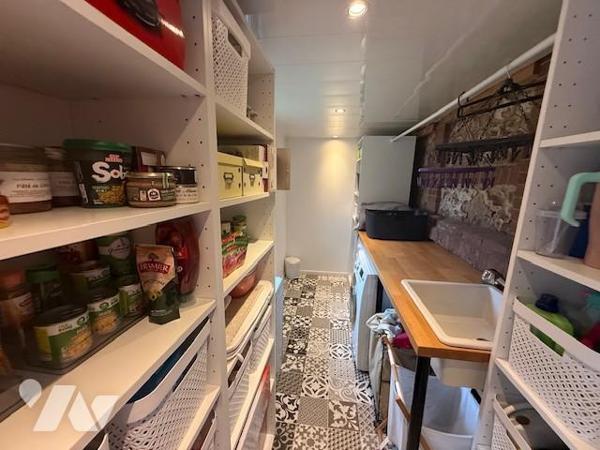 THIBERVILLE HYPER CENTRE MAISON ANGLO NORMANDE AUTHENTIQUE BEAUX VOLUMES