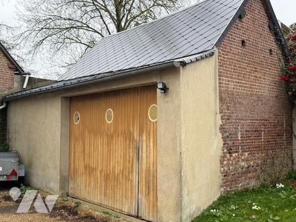 THIBERVILLE HYPER CENTRE MAISON ANGLO NORMANDE AUTHENTIQUE BEAUX VOLUMES