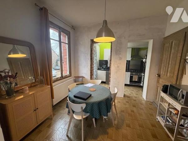 THIBERVILLE HYPER CENTRE MAISON ANGLO NORMANDE AUTHENTIQUE BEAUX VOLUMES