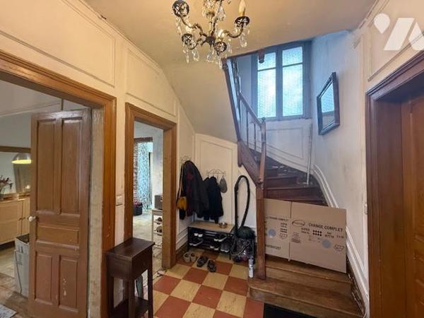 THIBERVILLE HYPER CENTRE MAISON ANGLO NORMANDE AUTHENTIQUE BEAUX VOLUMES