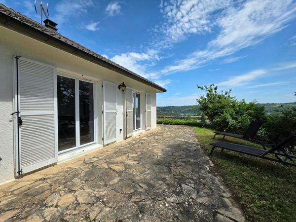 Maison avec vue dégagée, 93m² et sous sol complet