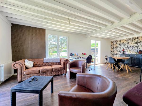Maison avec vue dégagée, 93m² et sous sol complet