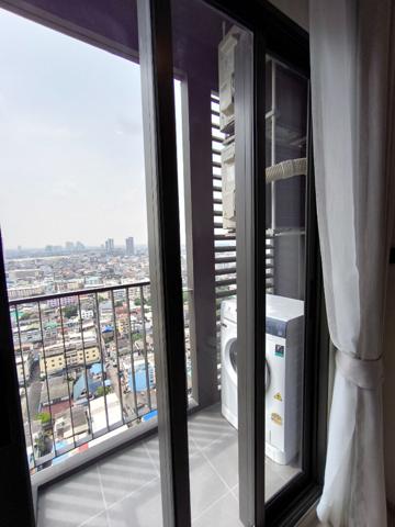 The Reference Sathorn Wongwianyai. Condominiums urbains design à 130m du BTS Wongwian Yai