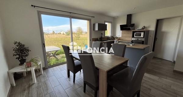 À vendre Maison 4 pièces 84.73 m² - Savigné-sur-lathan 37340