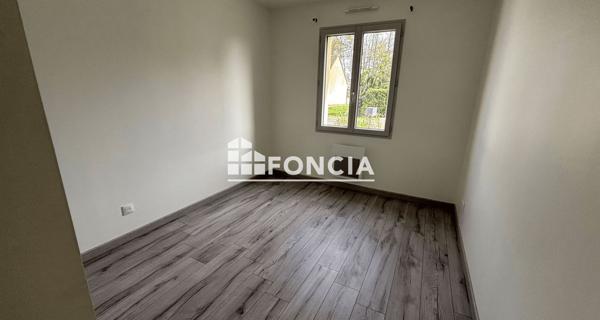 À vendre Maison 4 pièces 84.73 m² - Savigné-sur-lathan 37340