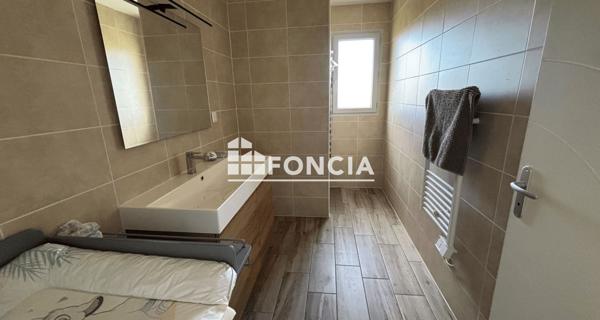 À vendre Maison 4 pièces 84.73 m² - Savigné-sur-lathan 37340