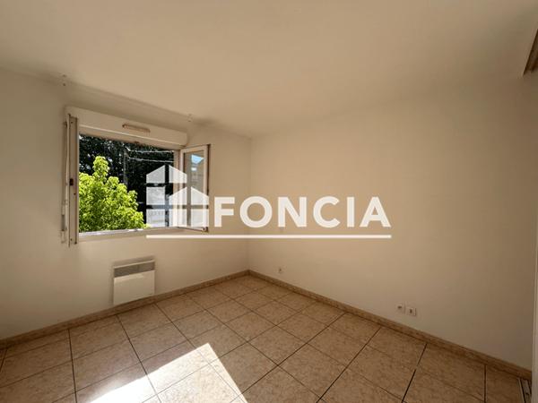 Location Appartement 4 pièces 97.29 m² - 71 AVENUE JULES JULIEN Toulouse 31400
